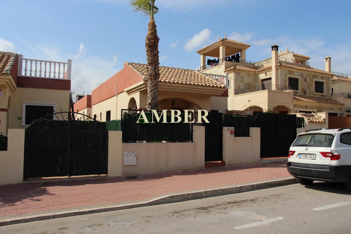 Продается отдельностоящий дом в Arcos mediterraneo, Torrevieja.