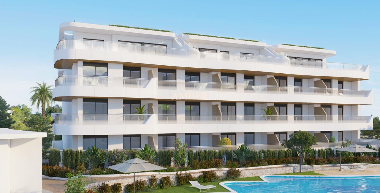 Newly built luxury apartments near the sea
