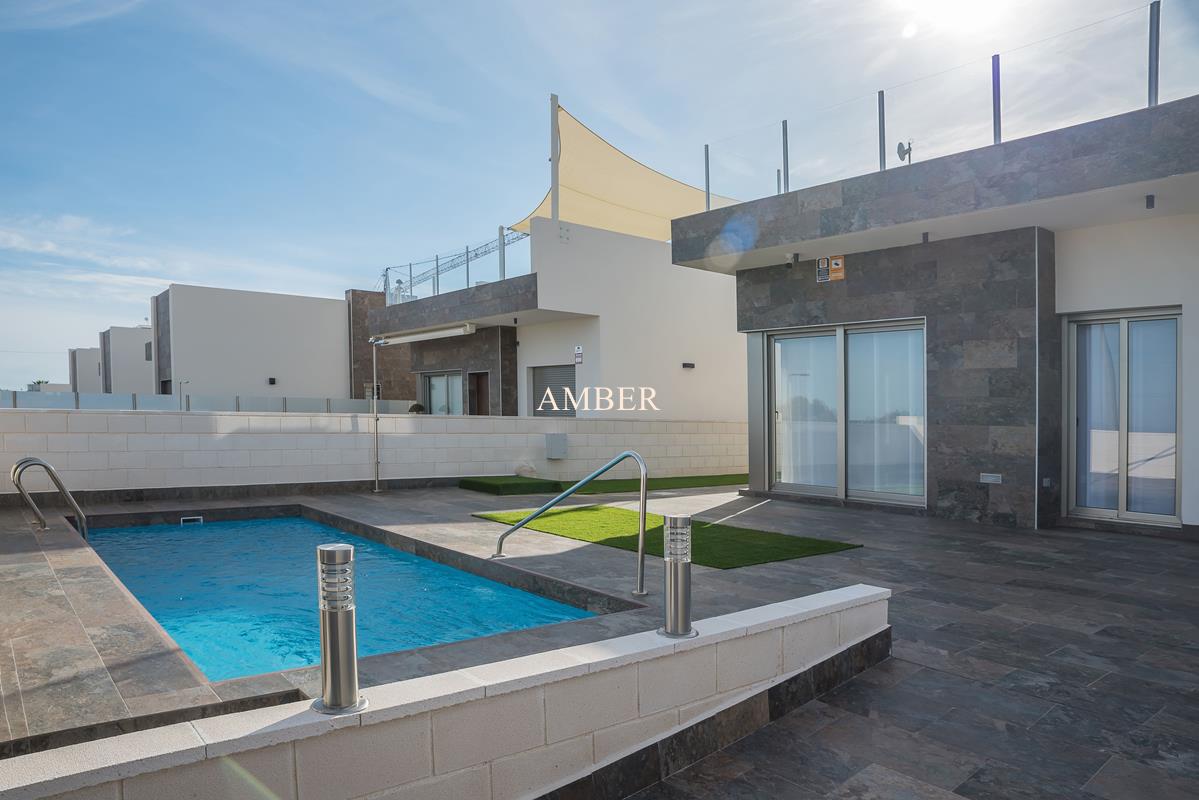 Newly built luxury villa with private pool, Villamartin